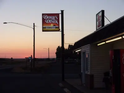 Doxie's Diner in Wilbur, WA. (36865438966)