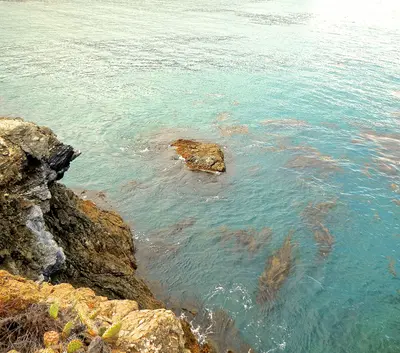 Over the Cliff - panoramio