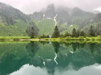 Swan Lake Cabin
