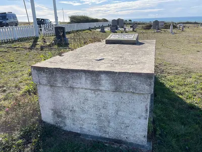 Aliza Cantrell Walker - Westport Cemetery - November 2022 - Sarah Stierch 02