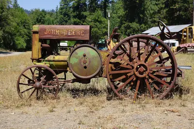 2013, 1936^ John Deere D Tractor, Wildwood, CA - panoramio
