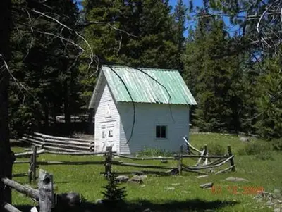 Paradise guard station2