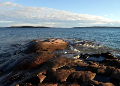 Small Whaleback (8042494088)