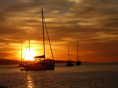 Last Light from Cabbage Island - panoramio