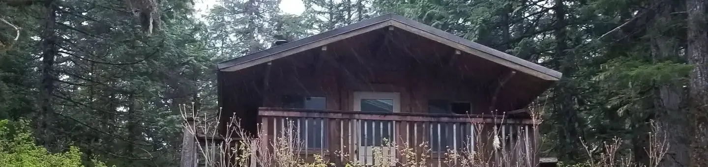 SE Heckman Cabin