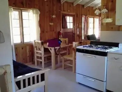 Deer Creek Guard Station Cabin