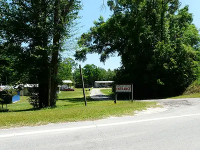 Ed & Bernice's Fish Camp