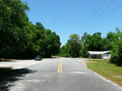 Liberty CR-0120 westbound from eastern terminus