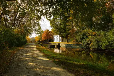 I&M canal lock 6 and locktender house