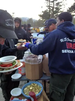 HorseshoeDropfood (2) (29125623721)