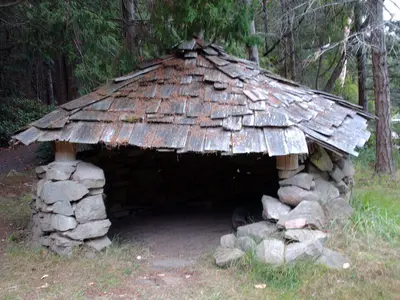 Squat Gazebo - panoramio