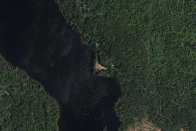 Lac Moore