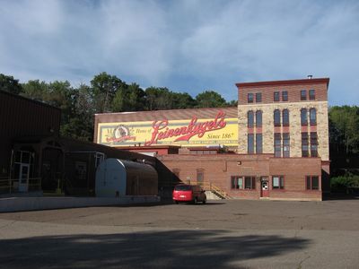 Leinenkugel Brewery - panoramio