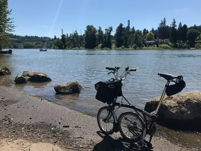 Willamette River (34359826410)
