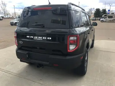 Blackbroncosportbadlandsback