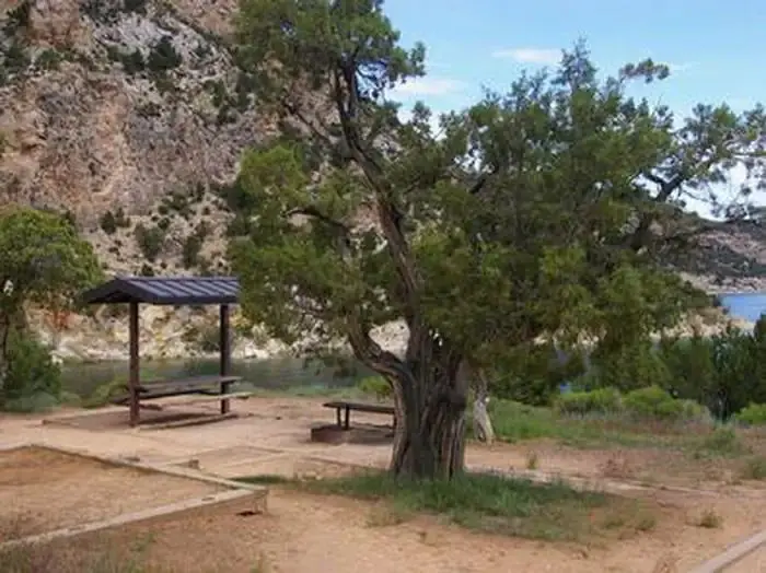 Hideout Canyon Boat-In Campground