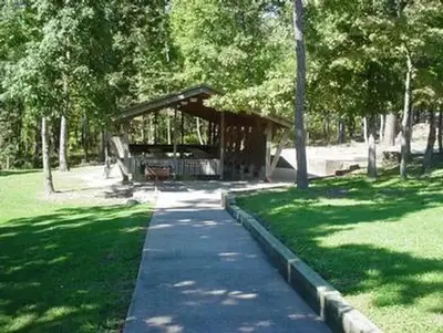LAKE WEDINGTON Picnic Shelter