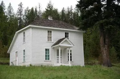 Caretakers Cabin