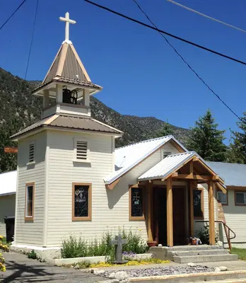 Old Church In Lee Vining - panoramio