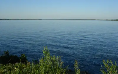 Lake Minnewaska from the park - panoramio