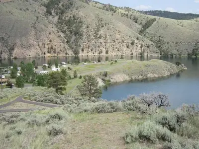 Walking path overlooking Devil's Elbow Campground