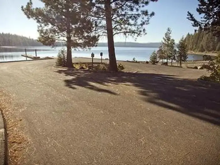 Crescent lake (or)
