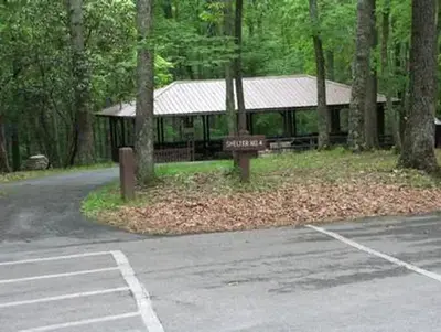 Grandview Shelter 4 Road