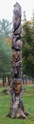 La Genèse - sculptures de Maurice Harvey - parc des 7 chutes (Saint-Georges) 03
