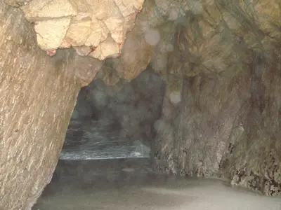 Ntrada al inframundo - panoramio