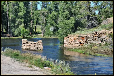 Hot Sulphur Springs - Bridge, July - panoramio