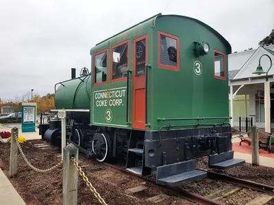 Connecticut Coke Company 3, rear corner (1), October 2020
