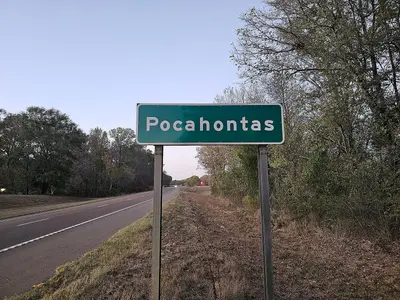 Pocahontas Highway sign
