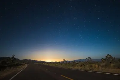 Starry sky transition at Nipton (Unsplash)