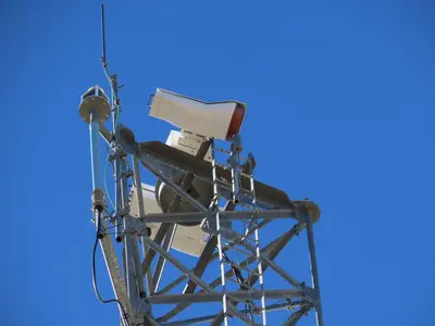 A close-up image of the top of an Integrated Fixed Tower at the US Customs and Border Protection Lukeville Port of Entry, Pima County, AZ