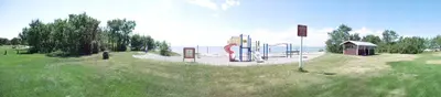 Lundar Beach and campground - panoramio