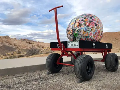 StickerGiant-Saul-the-world's-largest-sticker-ball-Utah-2019