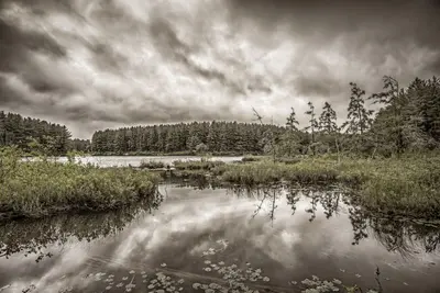Pog Lake - panoramio - Eric Raymond Lanning