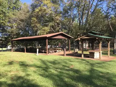 Cedar creek day use area shelter 1