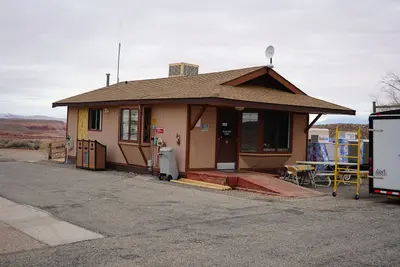 Halls Crossing village store, February 2019