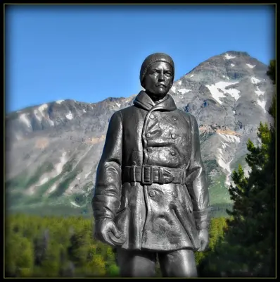John F. Stevens Monument @ Summit MT. - panoramio