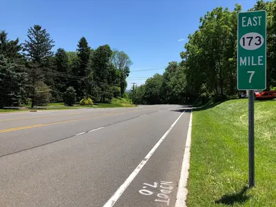 2018-06-14 12 30 45 View east along New Jersey State Route 173 (Brunswick Pike) just east of Mine Road in Bethlehem Township, Hunterdon County, New Jersey