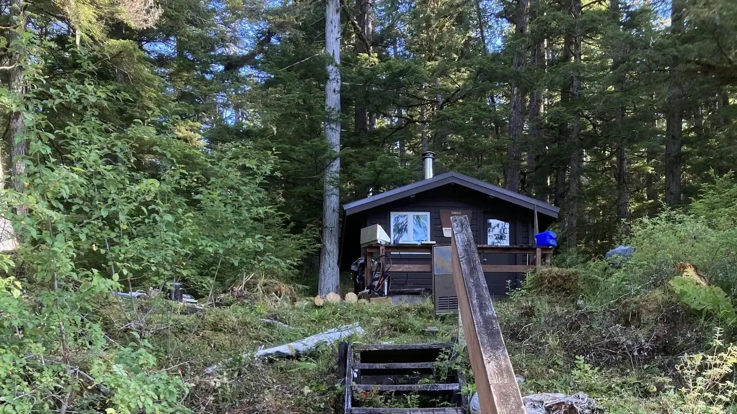 Plenty Cutthroat Cabin