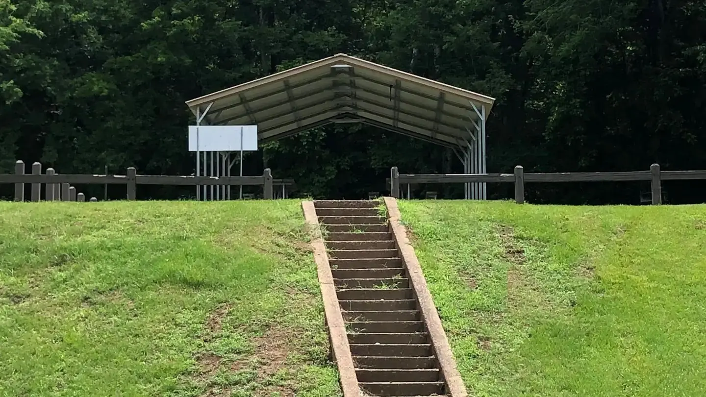 Lock 6 shelter view