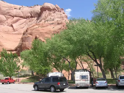 Hole in the rock rest area - panoramio