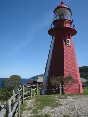 Le phare de La Martre - panoramio