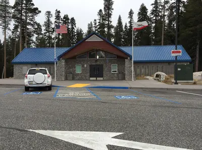 2015-11-01 09 18 22 Rest area Donner Summit on Interstate 80 in Nevada County, California