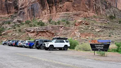Grandstaff Trailhead parking Moab UT 2025-05-18 11-30-00