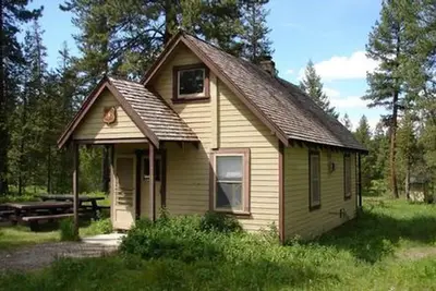 Antlers Guard Station Cabin