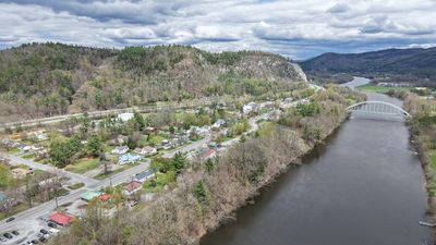 Fairlee VT 5-8-26