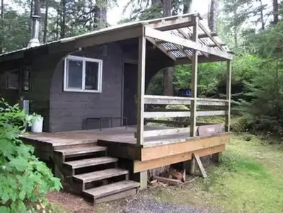Shipley bay cabin23